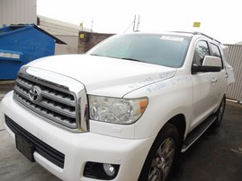 2010 TOYOTA SEQUOIA LIMITED WHITE 5.7L AT 4WD Z18033
